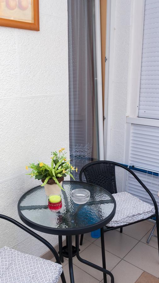 Inci Apartman Pecs Luaran gambar